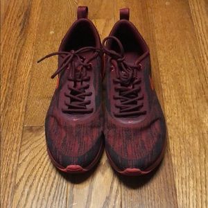 Nike women’s Sneaker